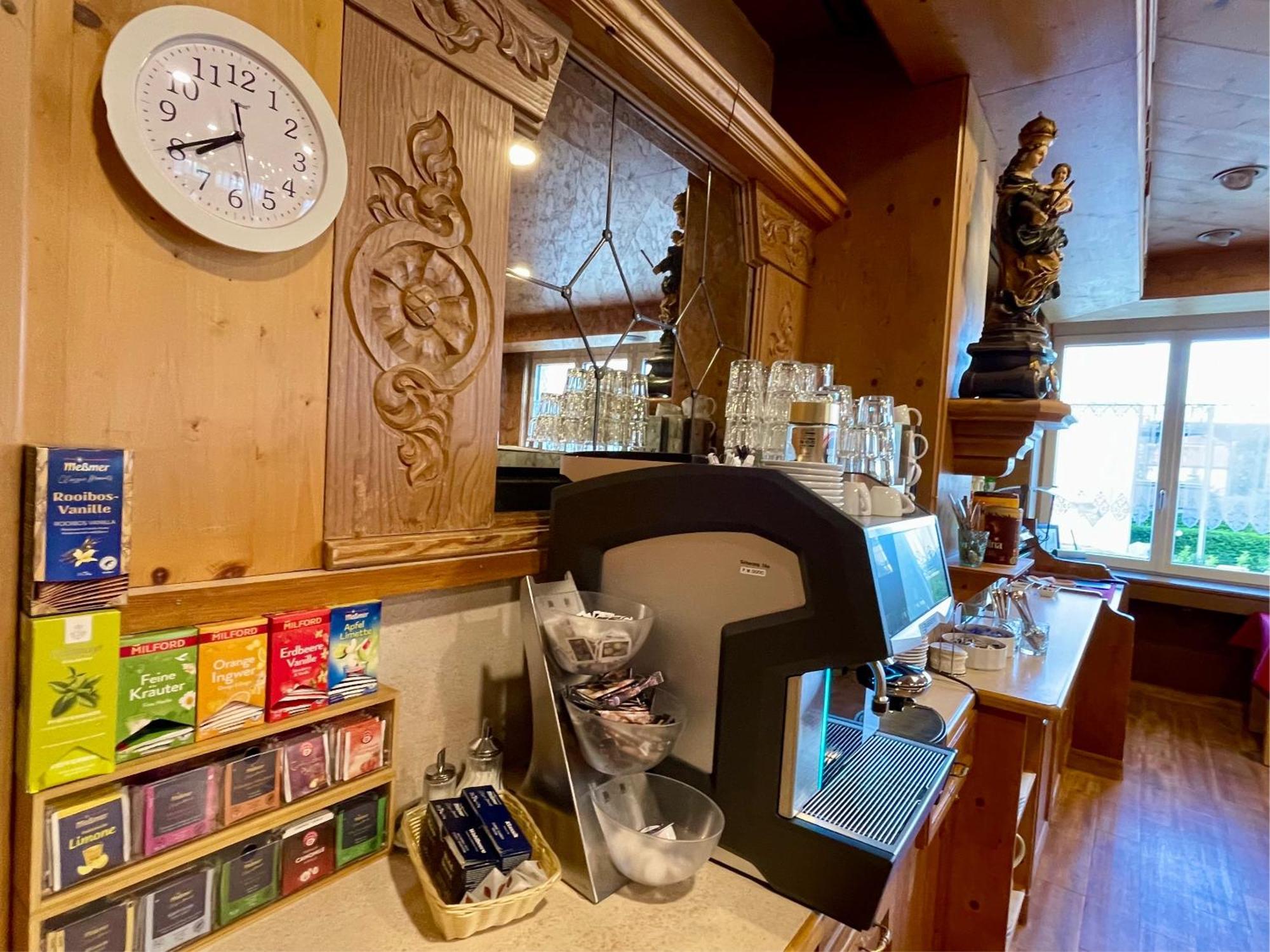 伊萨尔酒店 弗赖辛 外观 照片