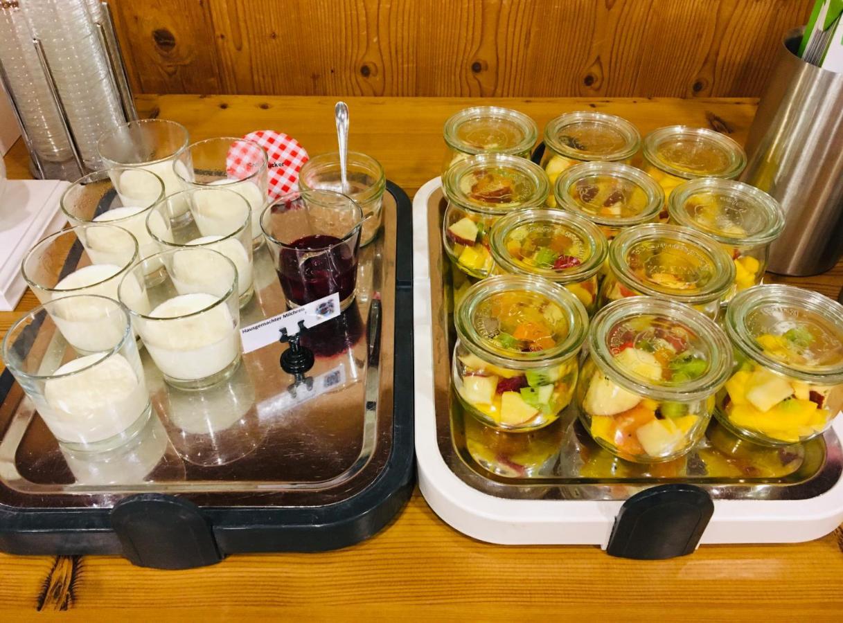 伊萨尔酒店 弗赖辛 外观 照片